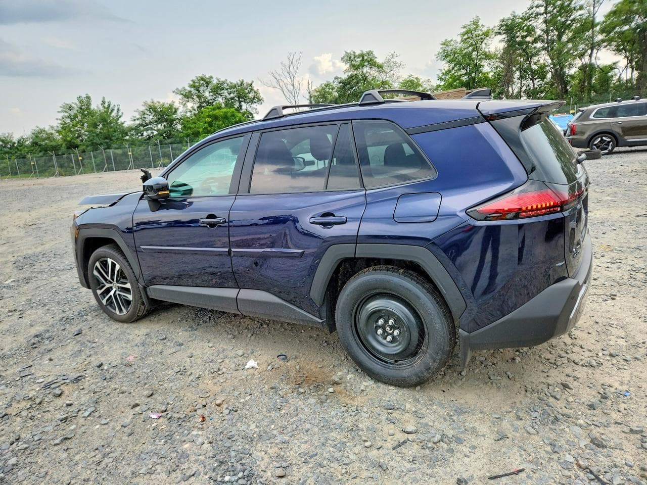 2026 Toyota Rav4 Limited - foto 2