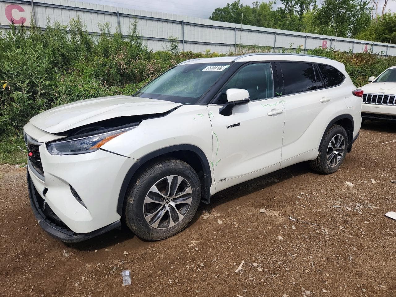 2021 Toyota Highlander Hybrid Xle