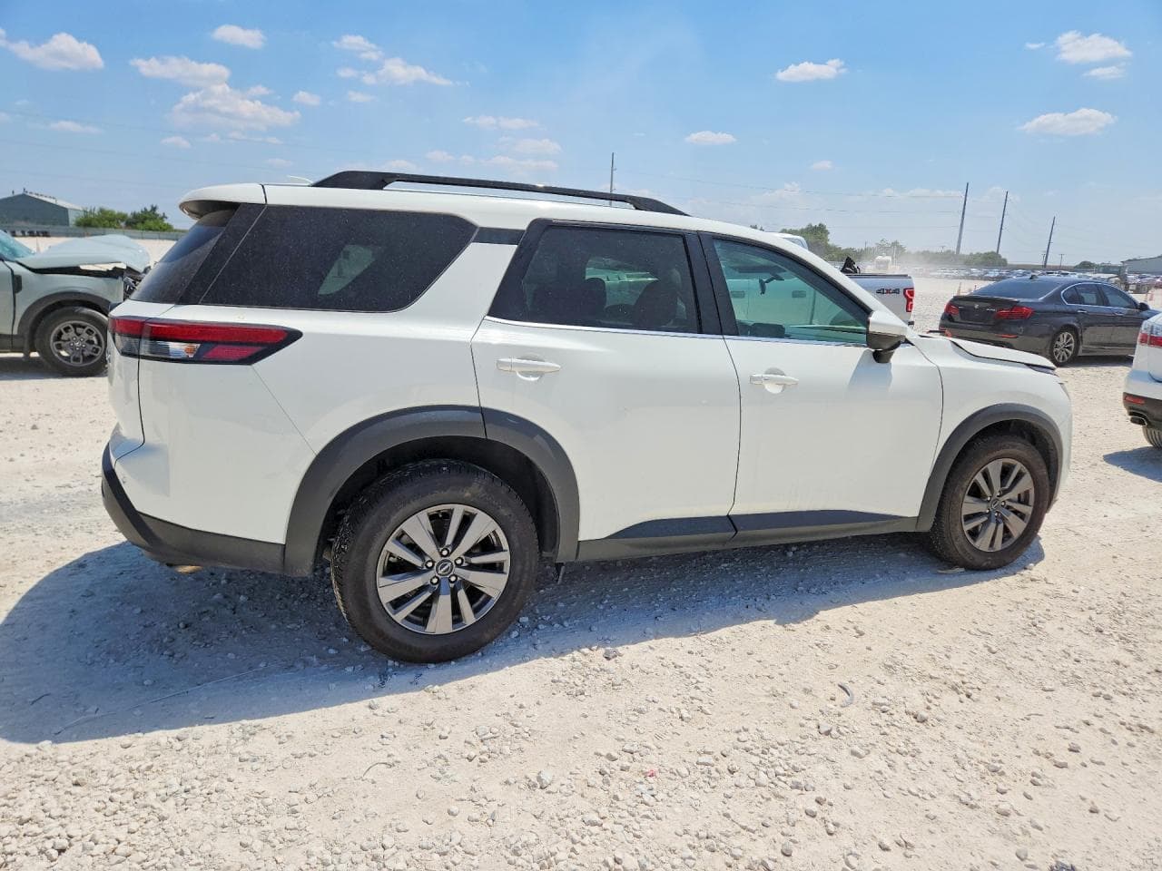 2025 Nissan Pathfinder Sv - foto 3