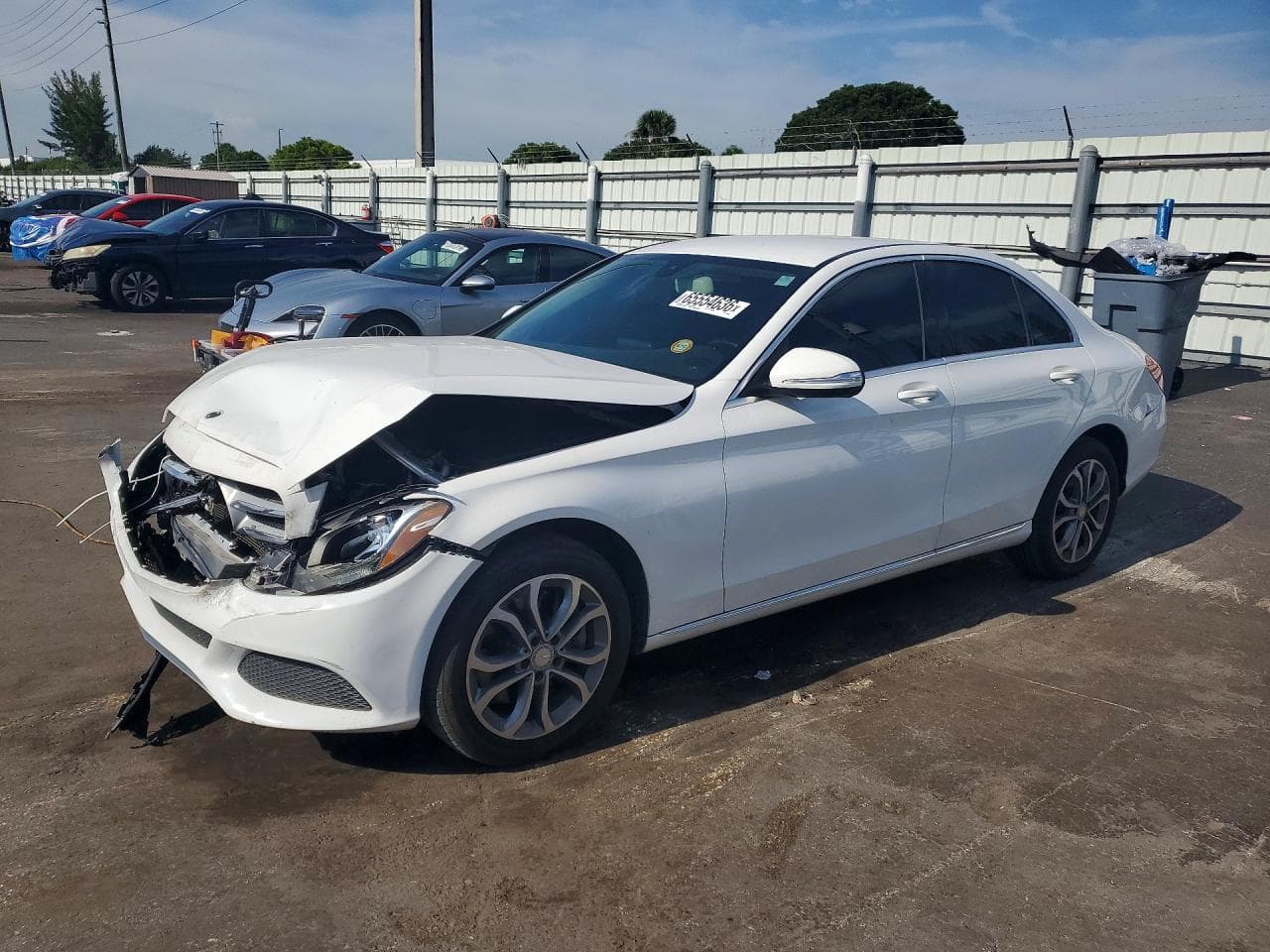 Mercedes-Benz C-klasse 2015 z USA