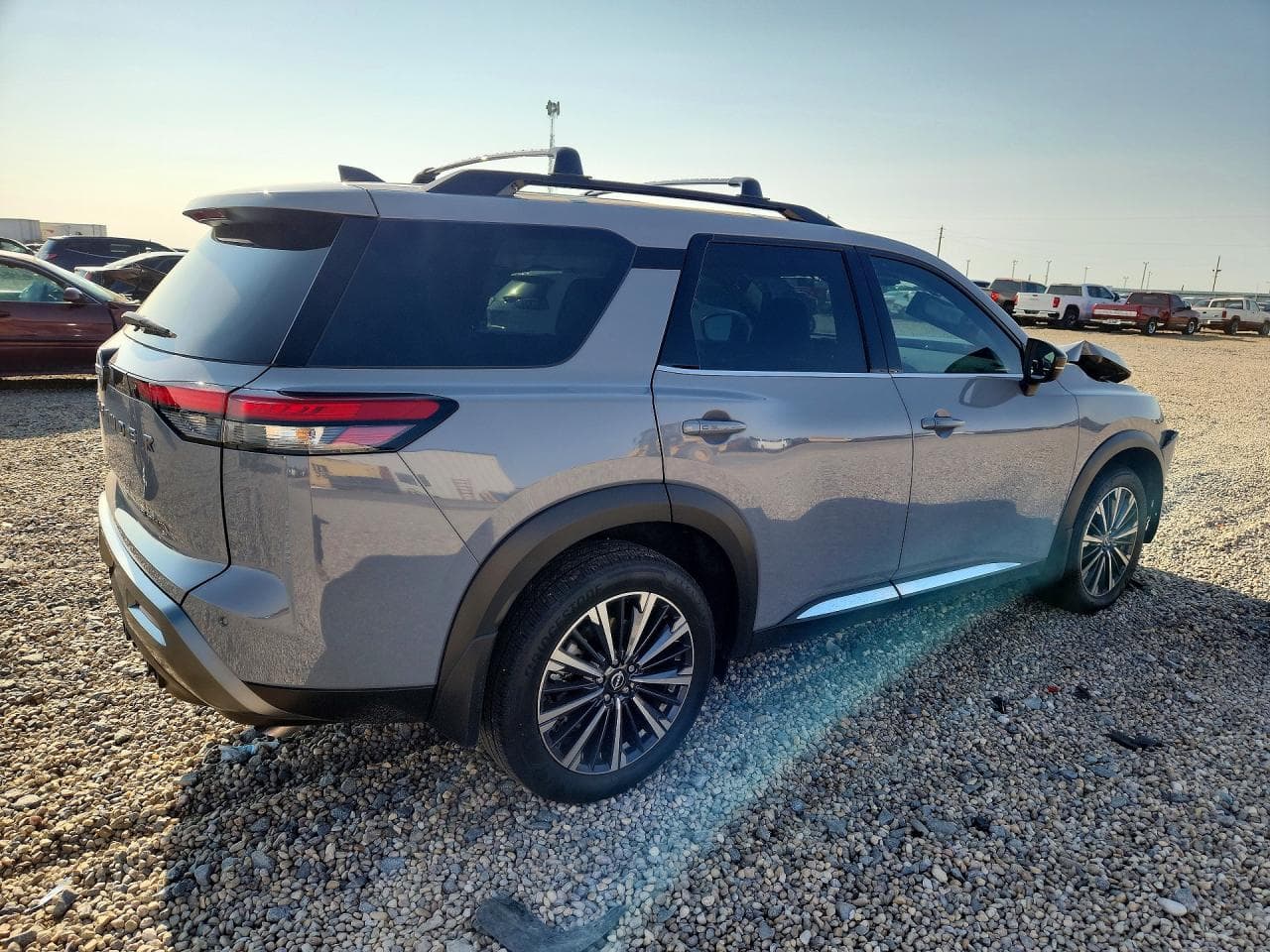 2026 Nissan Pathfinder Sl - foto 3