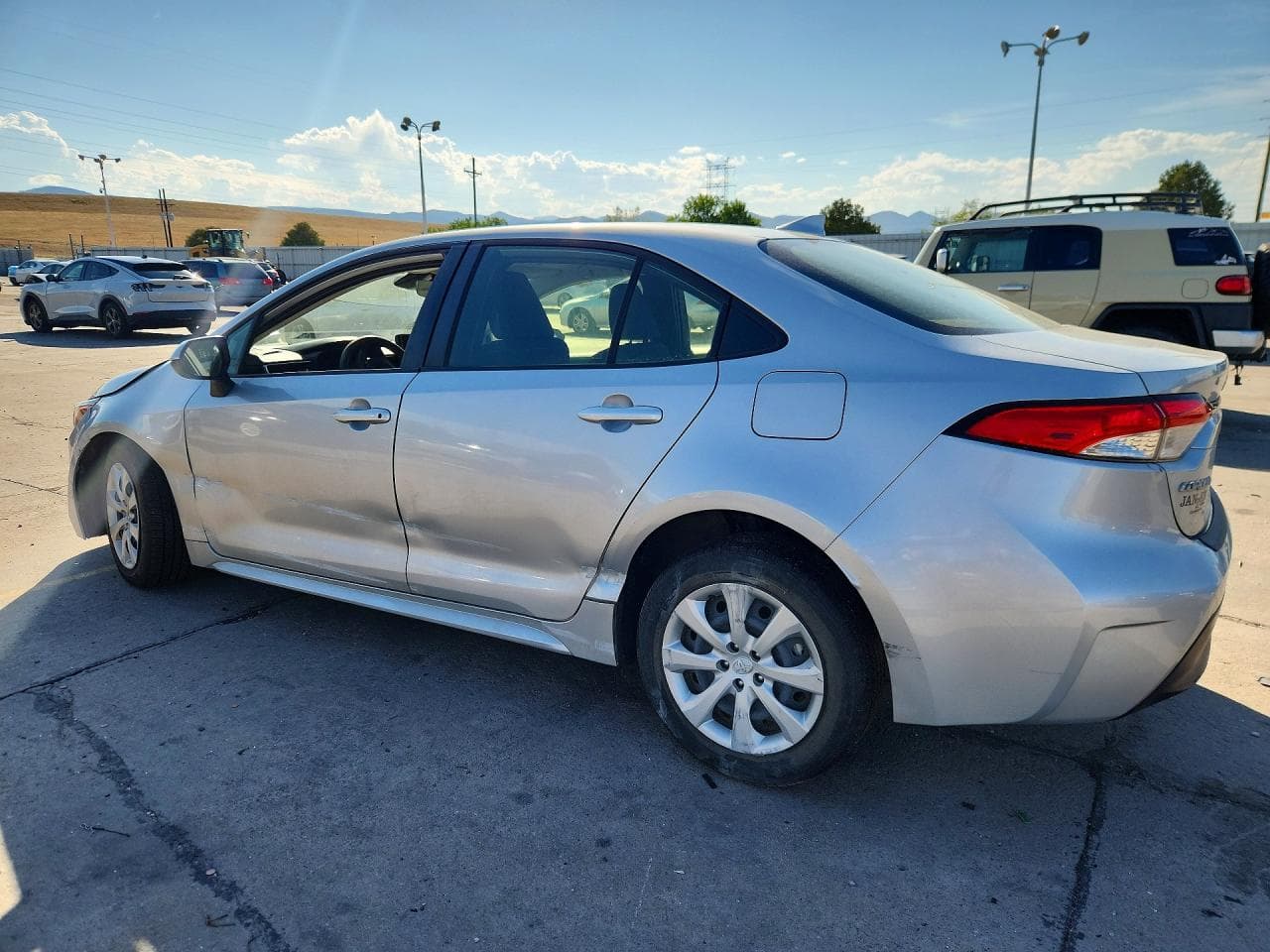 2023 Toyota Corolla Le - foto 2