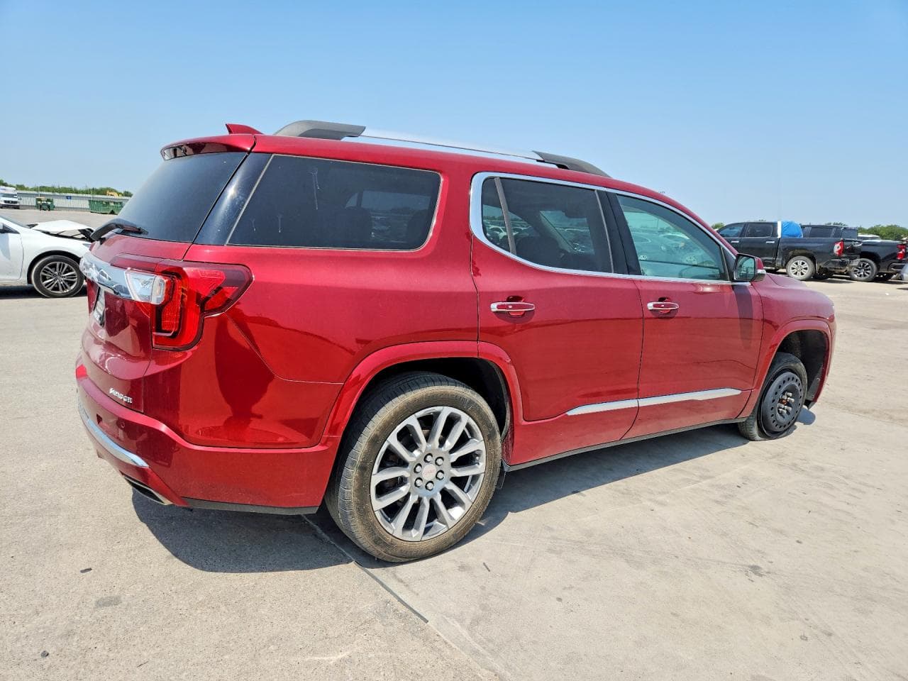 2023 GMC Acadia Denali - foto 3