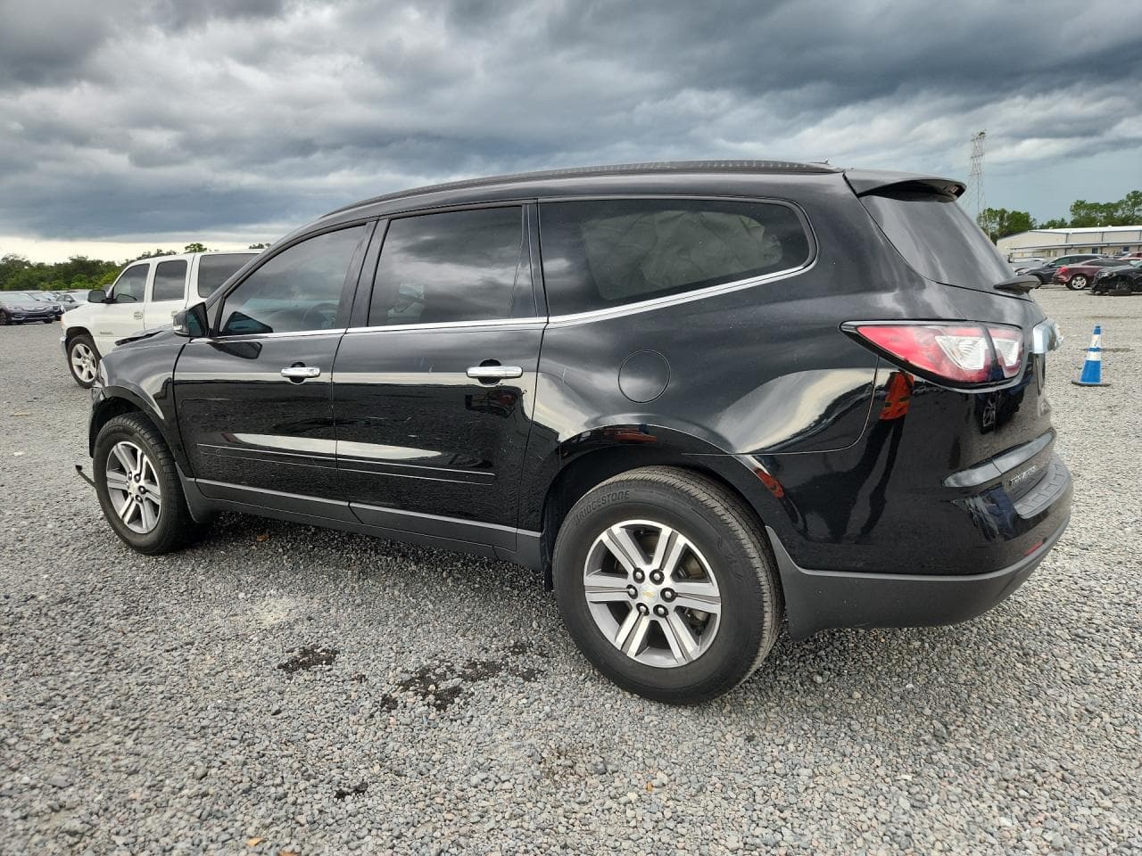2017 Chevrolet Traverse Lt - foto 2