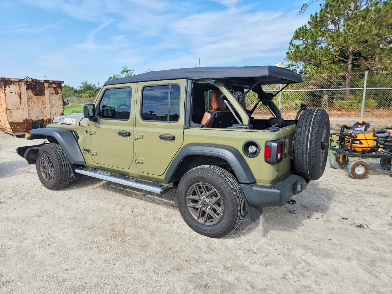 2025 Jeep Wrangler Sport - foto 2