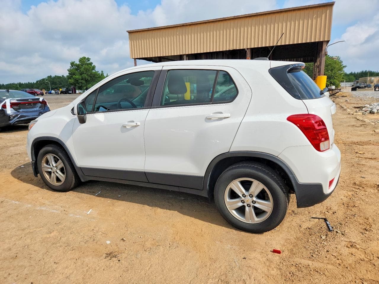 2020 Chevrolet Trax Ls - foto 2