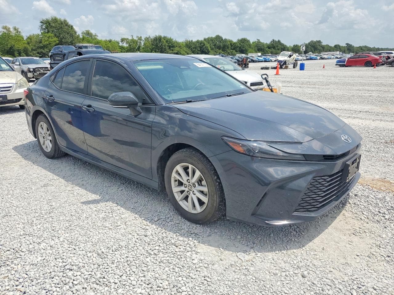 2025 Toyota Camry Le - foto 4