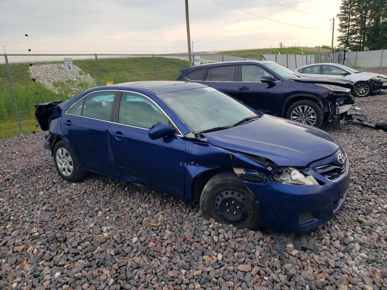 2010 Toyota Camry Le - foto 4