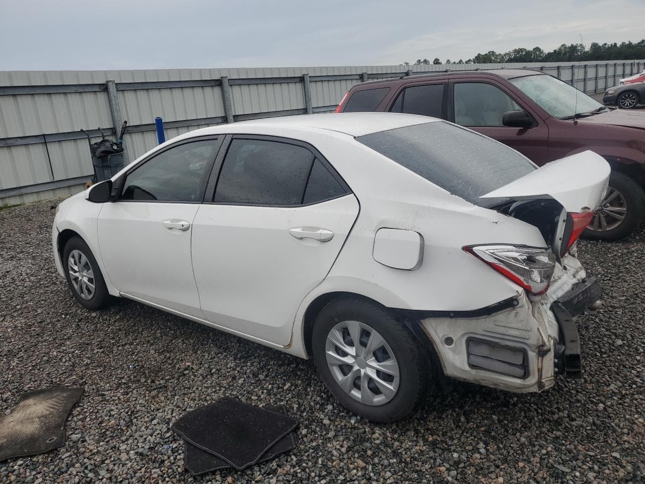 2017 Toyota Corolla L - foto 2