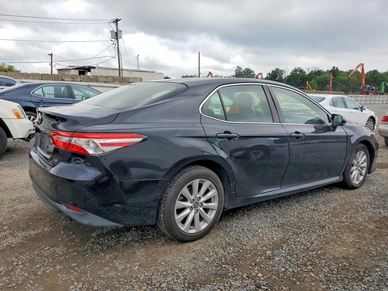 2018 Toyota Camry Le - foto 3