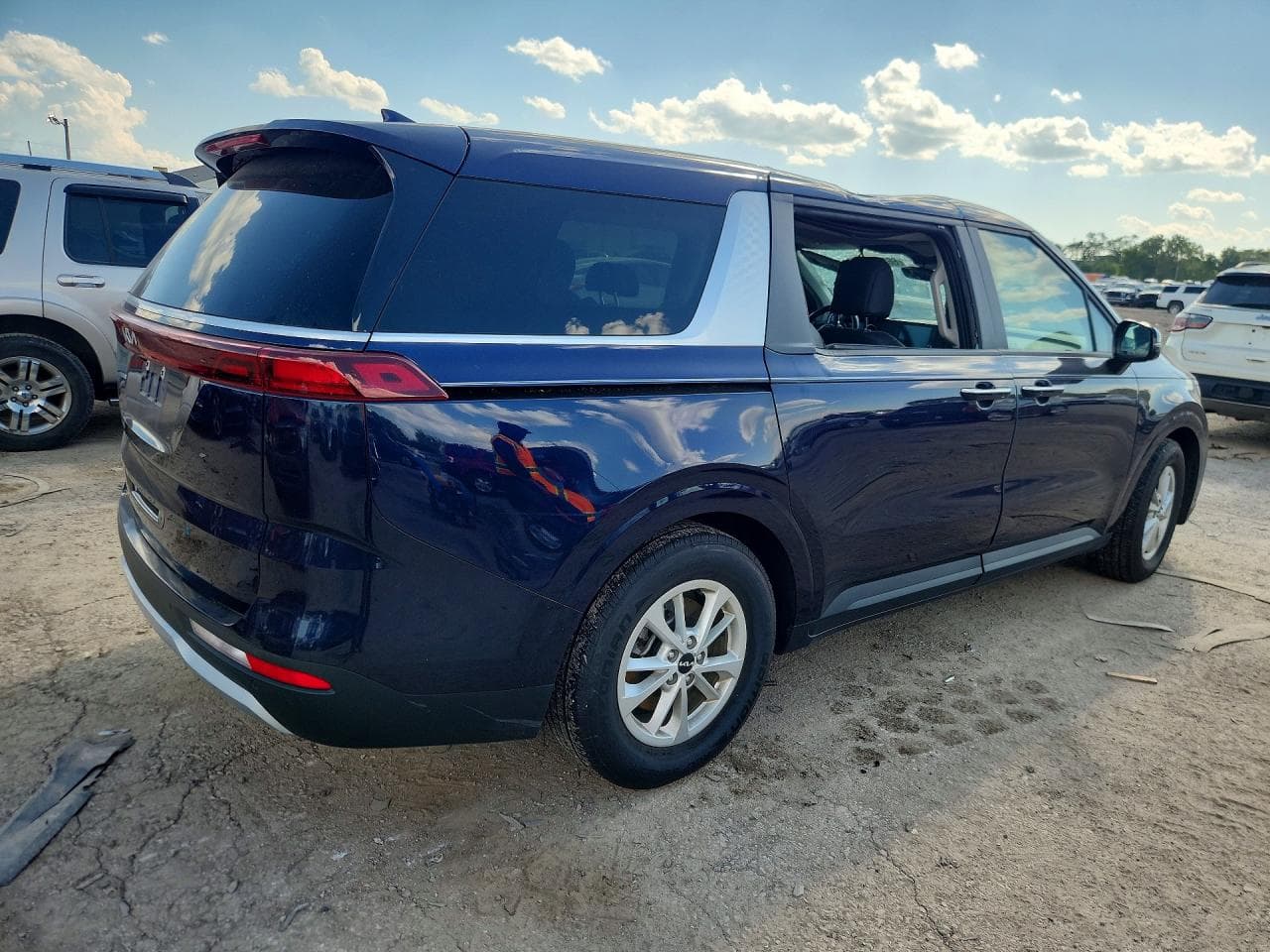 2024 Kia Carnival Lx - foto 3