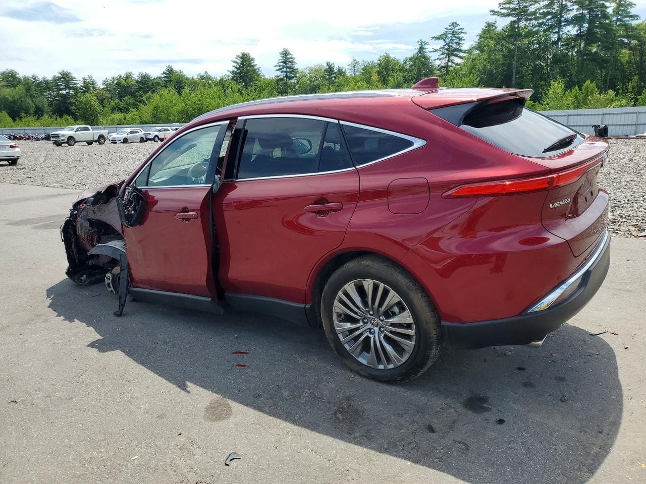 2024 Toyota Venza Le - foto 2