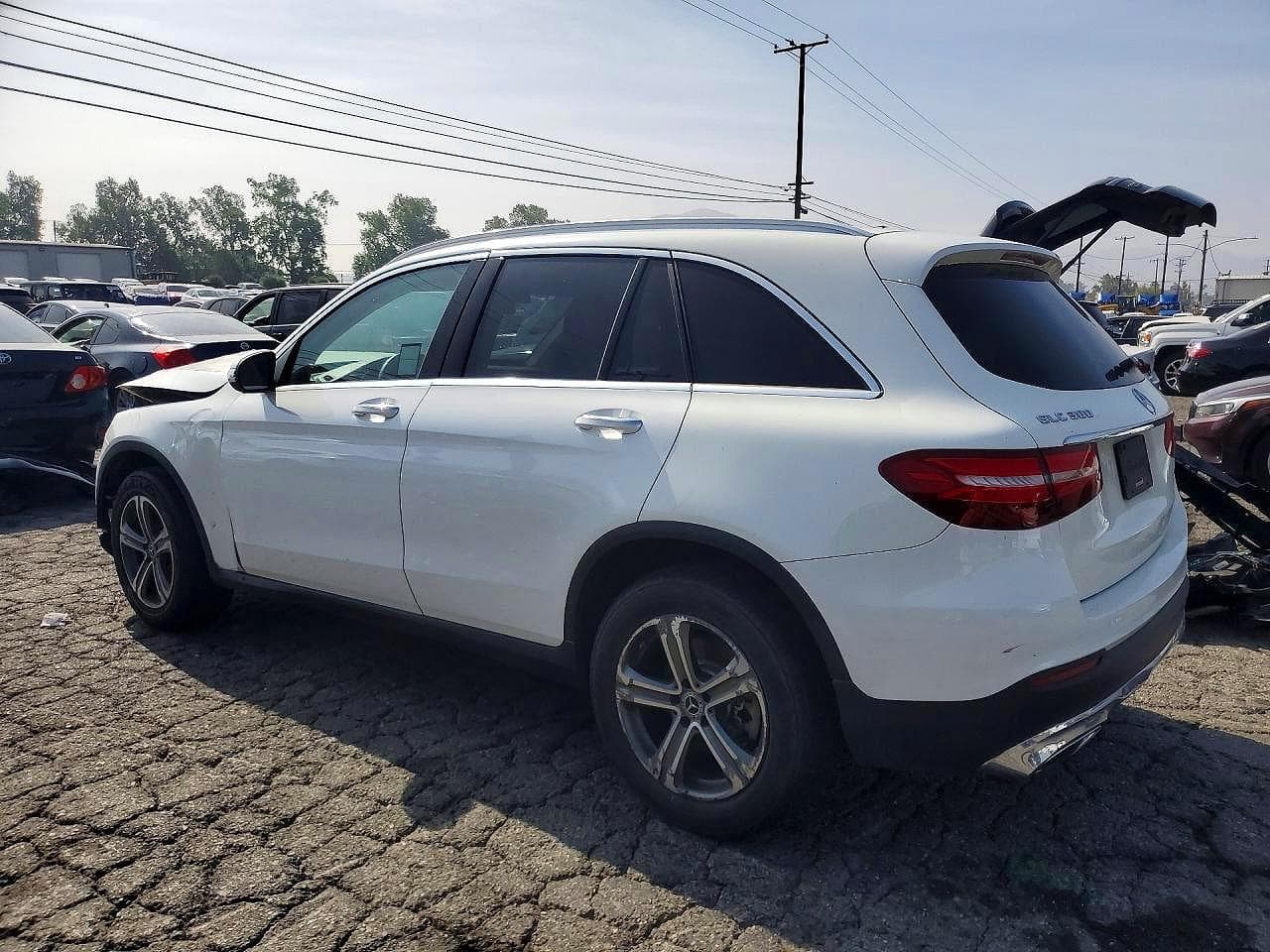 2019 Mercedes-Benz Glc 300 - foto 2
