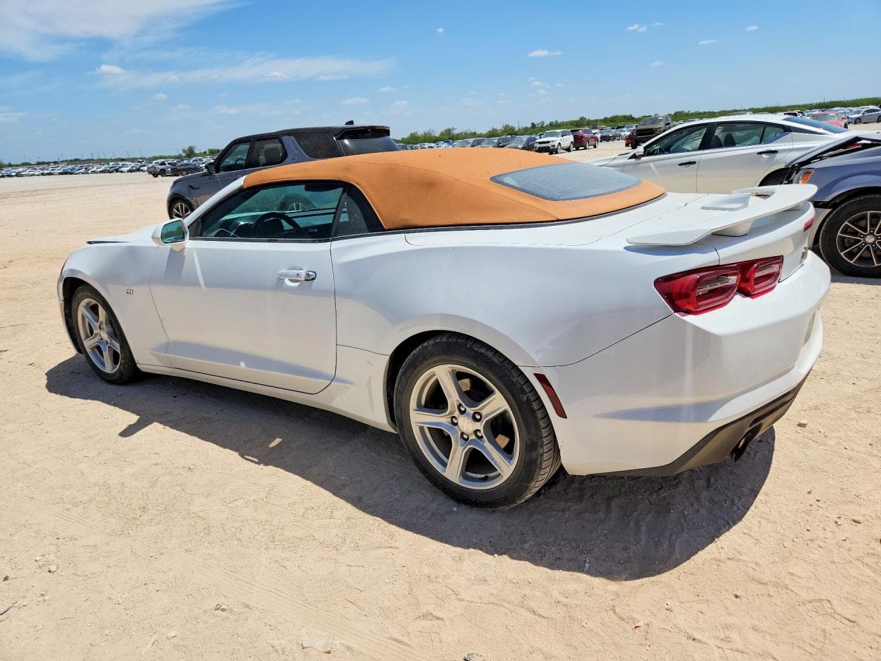 2019 Chevrolet Camaro Ls - foto 2