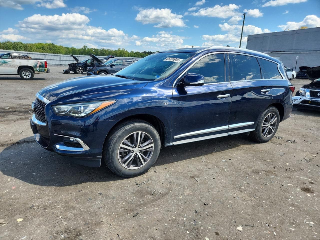 Infiniti QX60 2019 z USA