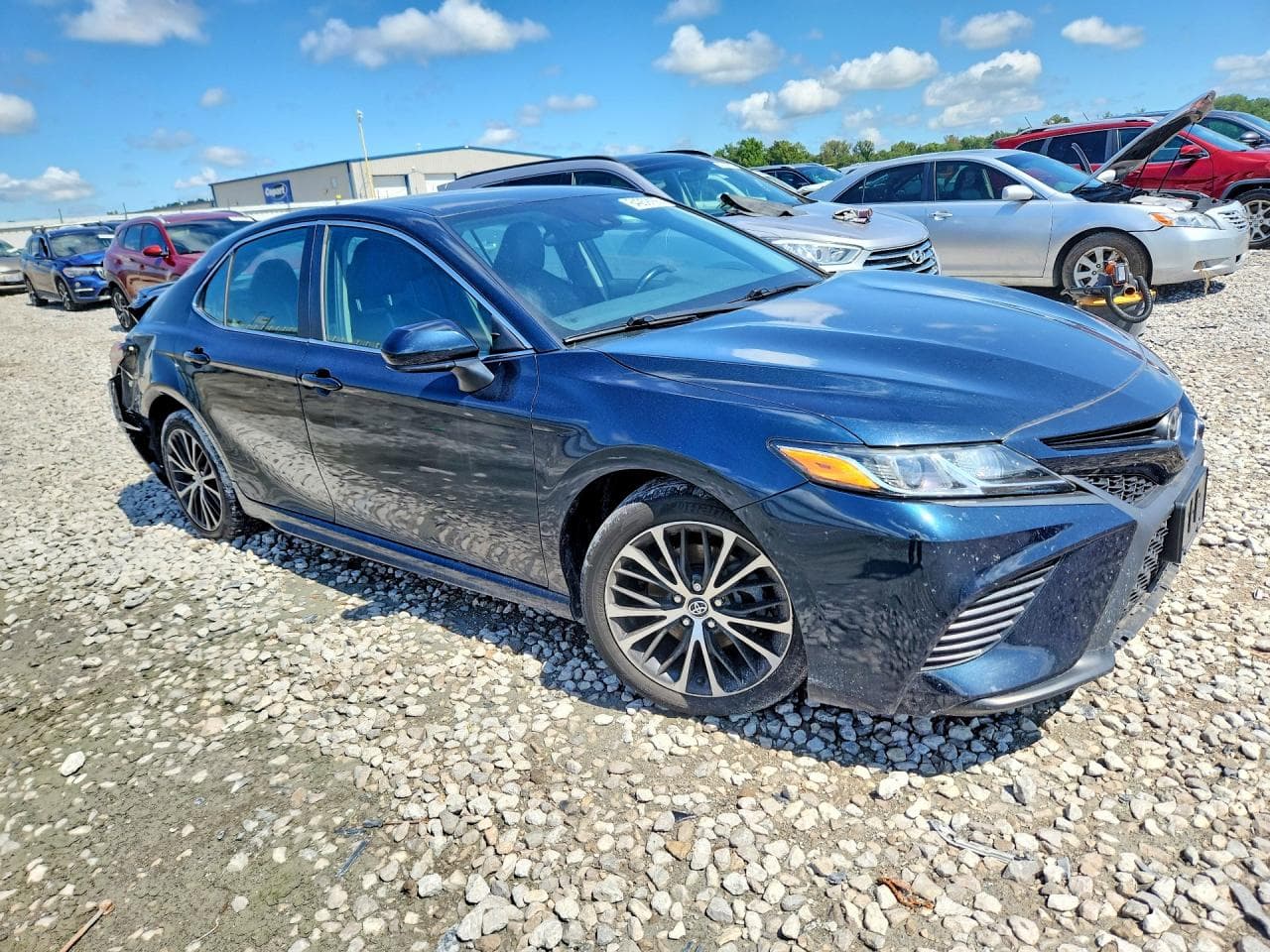 2020 Toyota Camry Se - foto 4