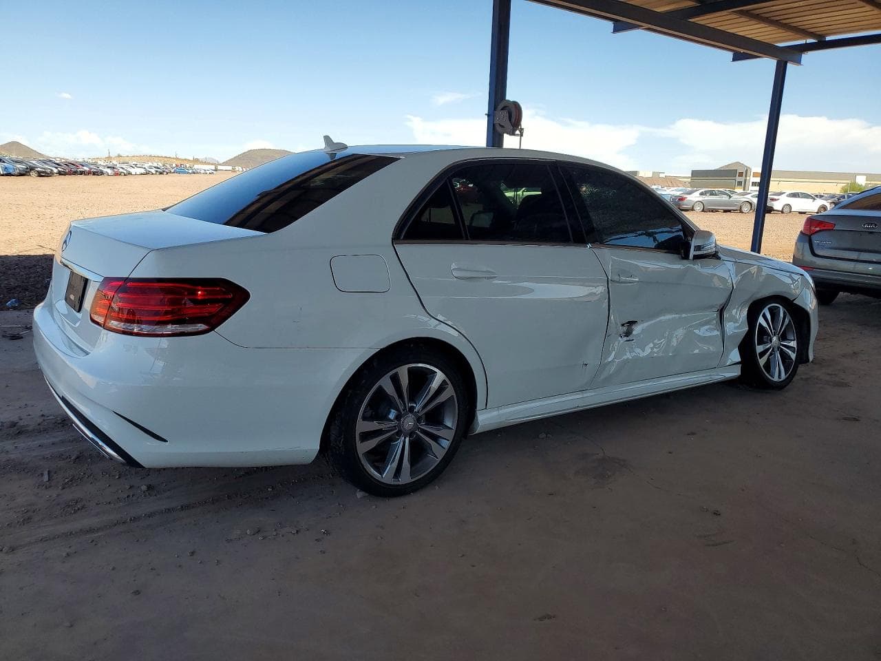 2016 Mercedes-Benz E 350 - foto 3