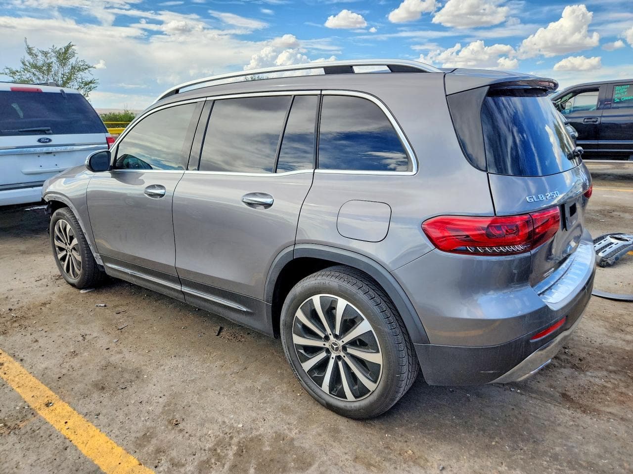 2022 Mercedes-Benz Glb 250 4Matic - foto 2