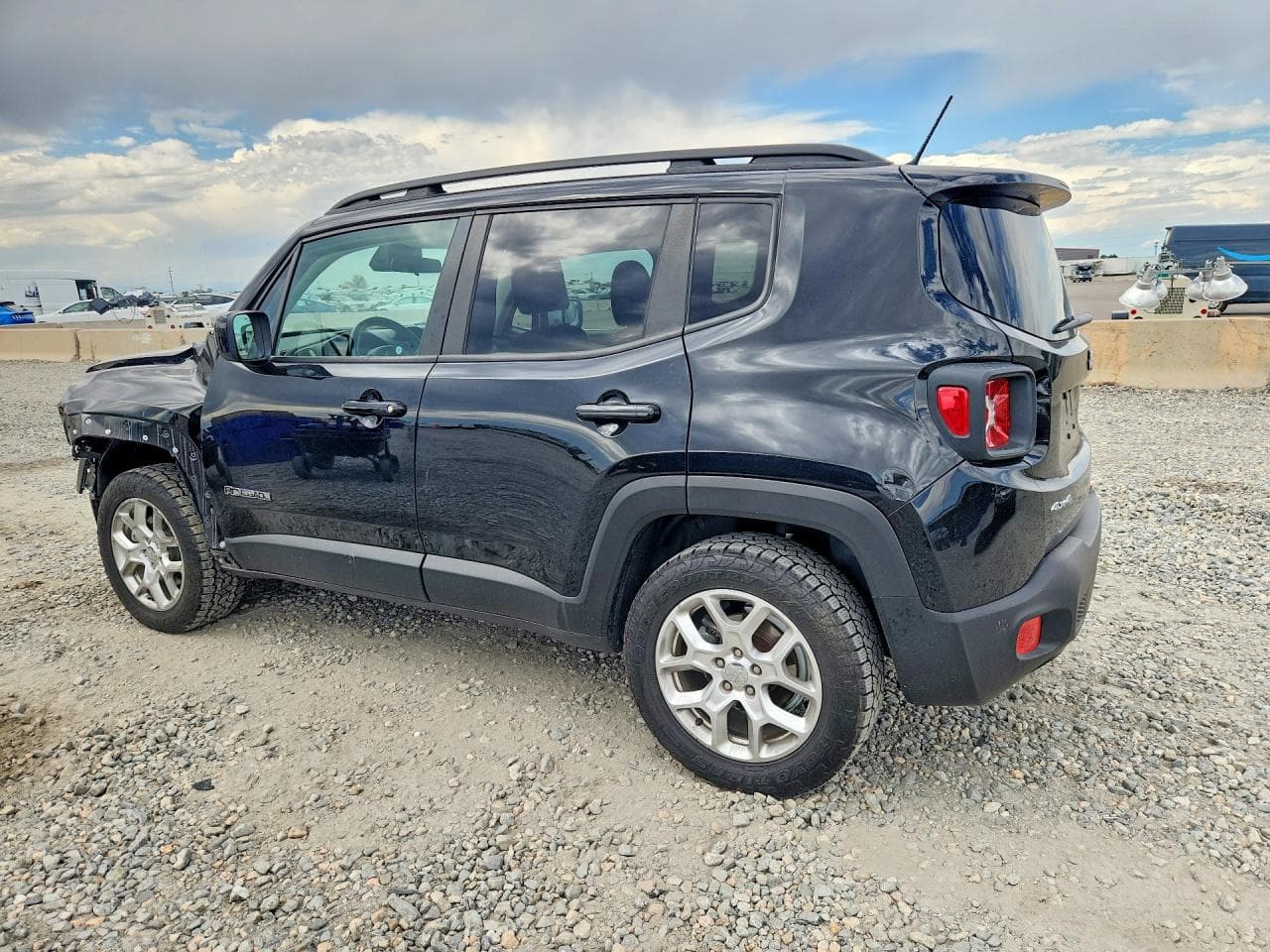 2016 Jeep Renegade Latitude - foto 2
