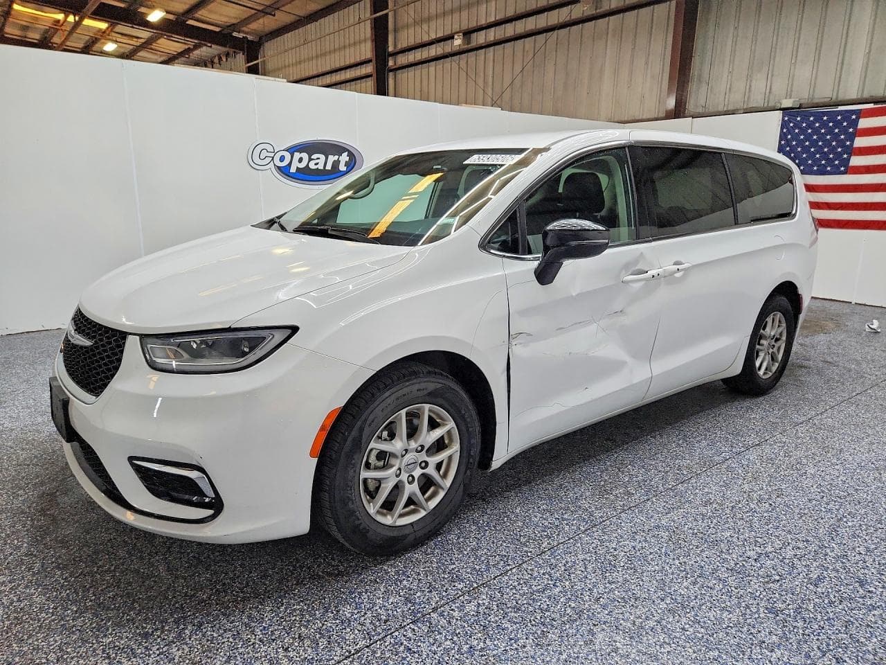 Chrysler Pacifica 2024 z USA