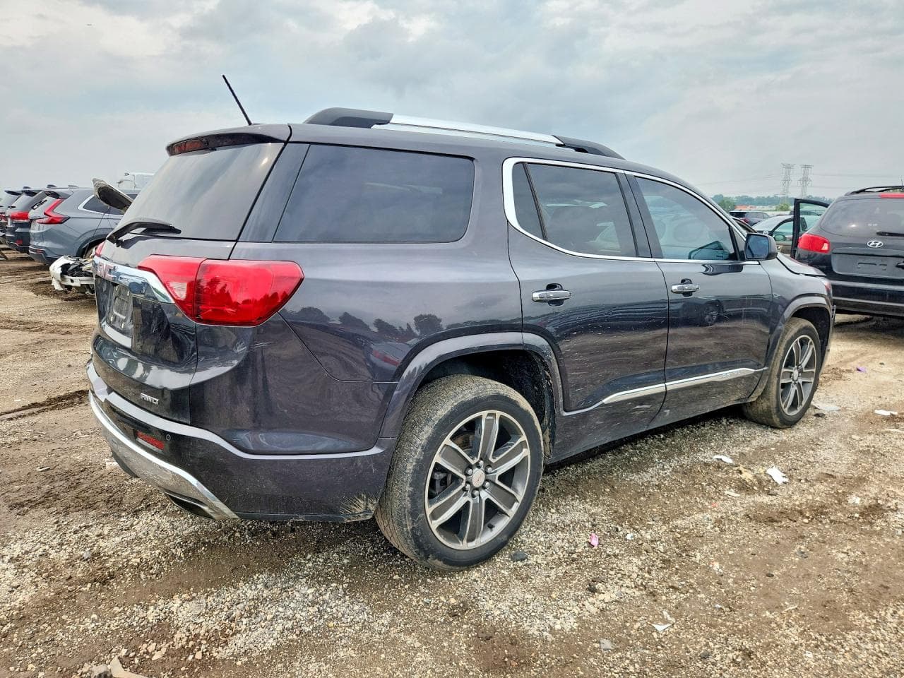 2017 GMC Acadia Denali - foto 3