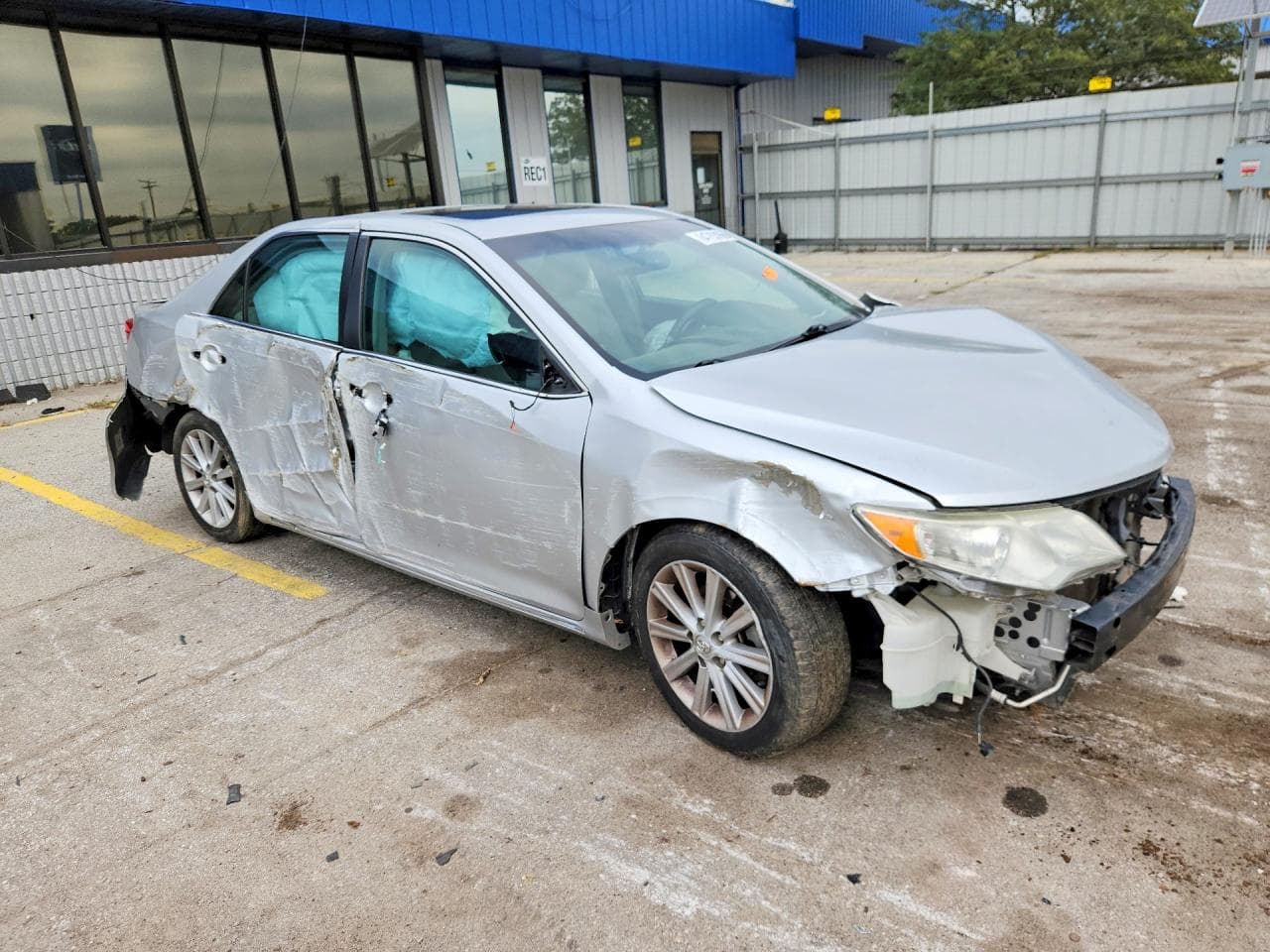 2014 Toyota Camry Xle V6 - foto 4
