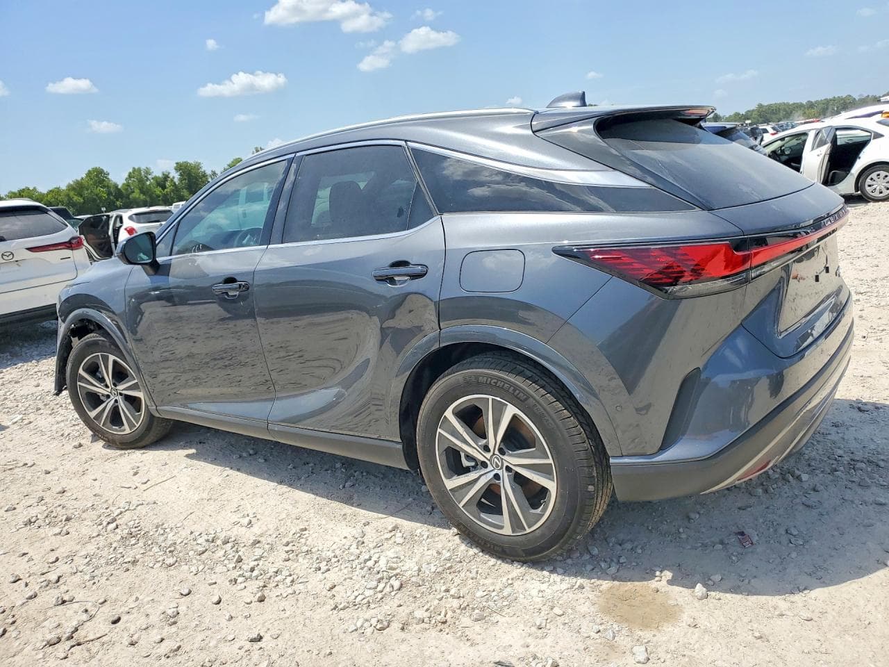 2026 Lexus Rx 330 - foto 2