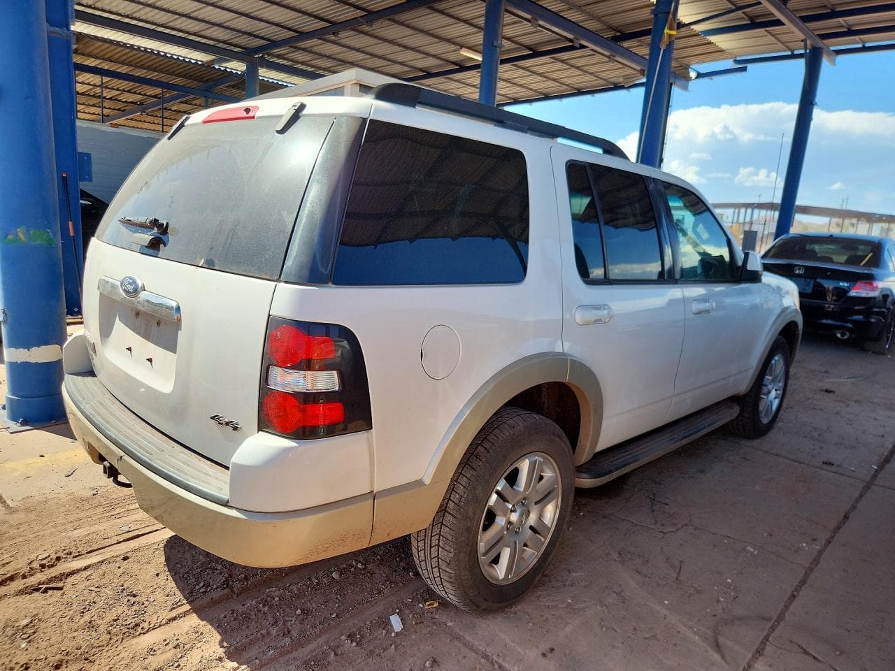 2010 Ford Explorer Eddie Bauer - foto 3