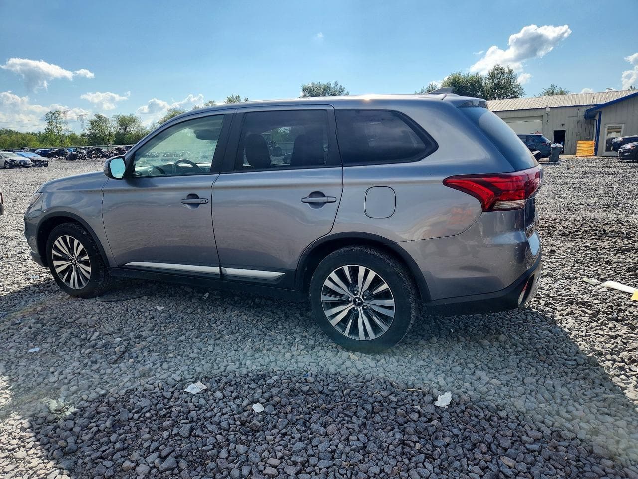 2020 Mitsubishi Outlander Se - foto 2