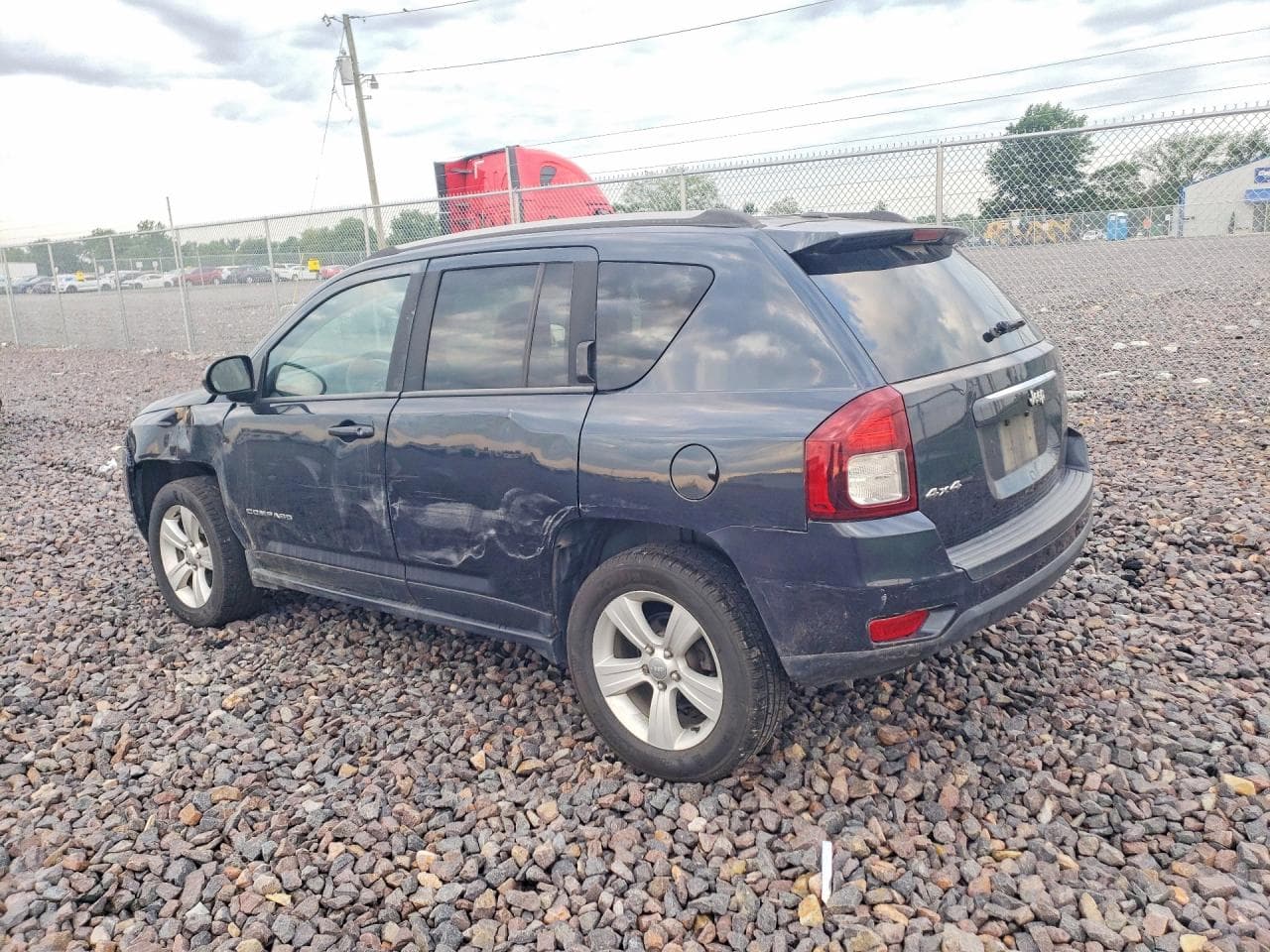 2016 Jeep Compass Sport - foto 2