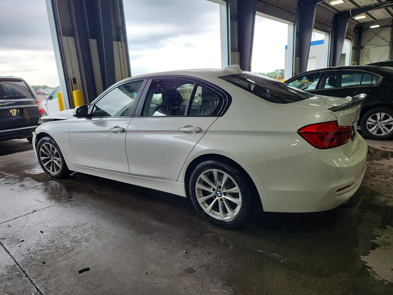 2016 BMW 320 Xi - foto 2