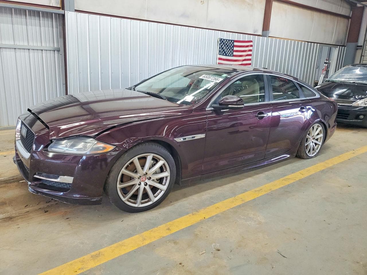 Jaguar XJ 2016 z USA