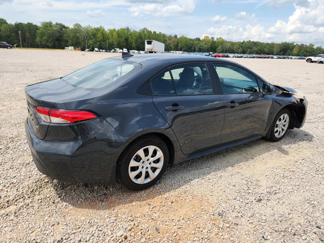2025 Toyota Corolla Le - foto 3