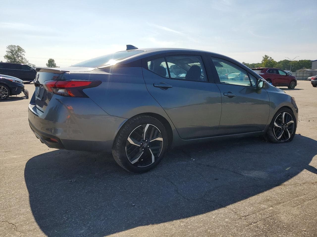 2024 Nissan Versa Sr - foto 3