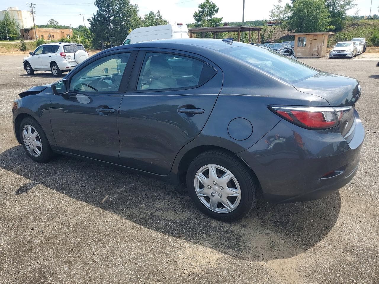 2019 Toyota Yaris L - foto 2