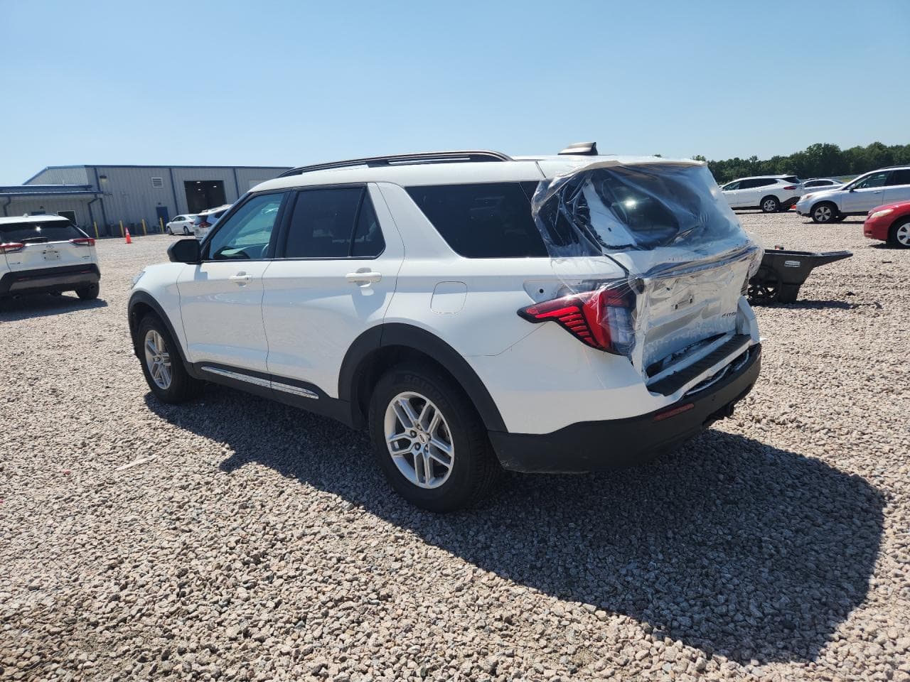 2025 Ford Explorer Active - foto 2