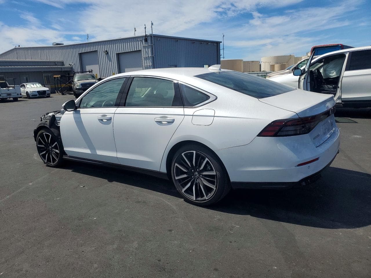 2025 Honda Accord Touring Hybrid - foto 2