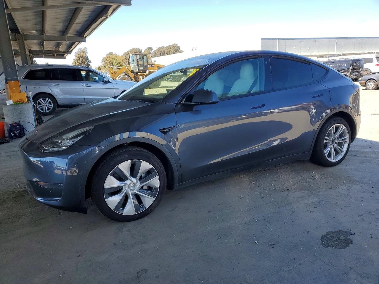 Tesla Model Y 2021 z USA