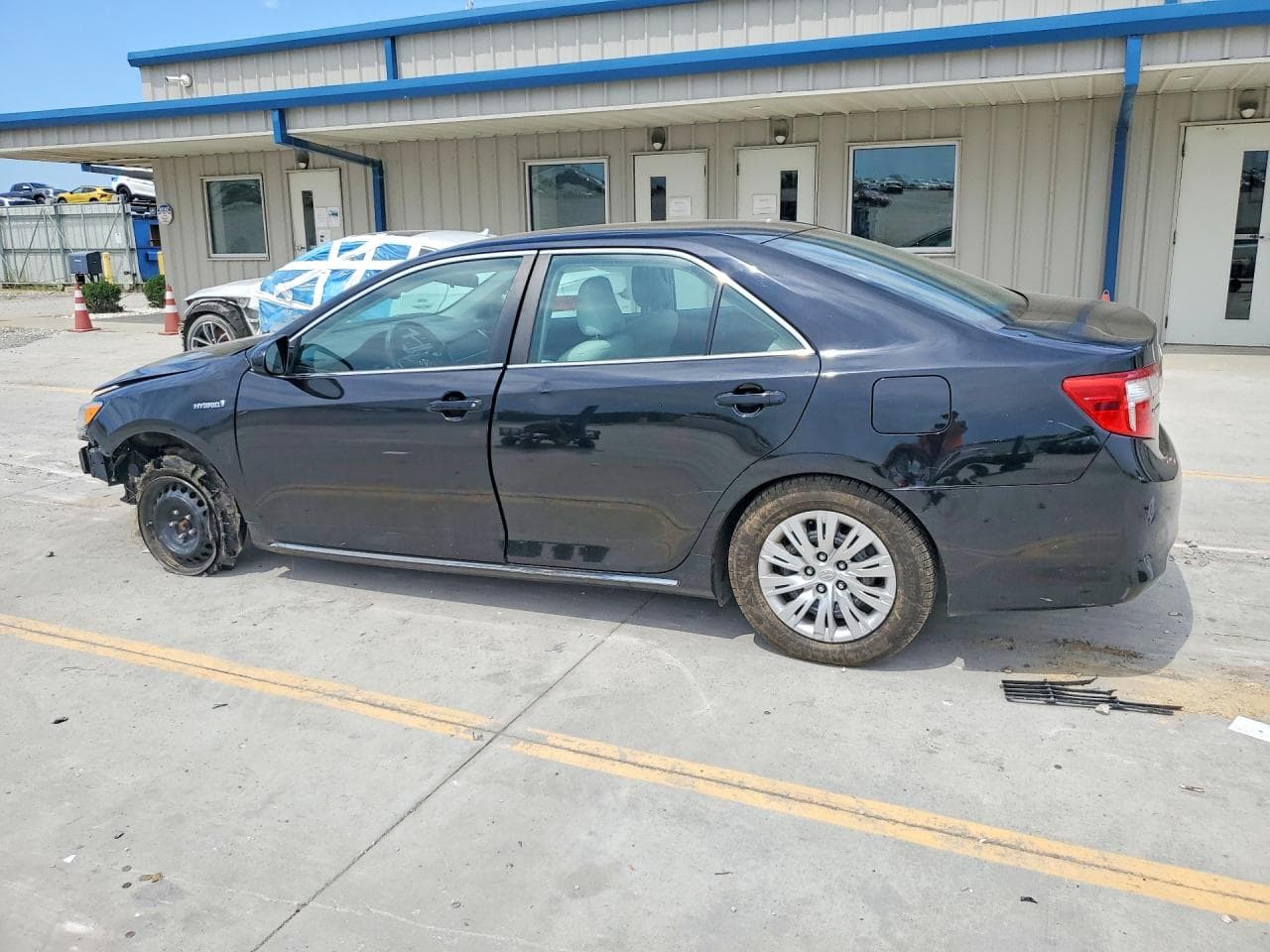 2014 Toyota Camry Hybrid Le - foto 2