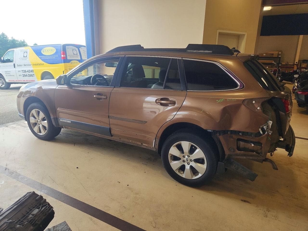 2011 Subaru Outback 2.5I Limited - foto 2