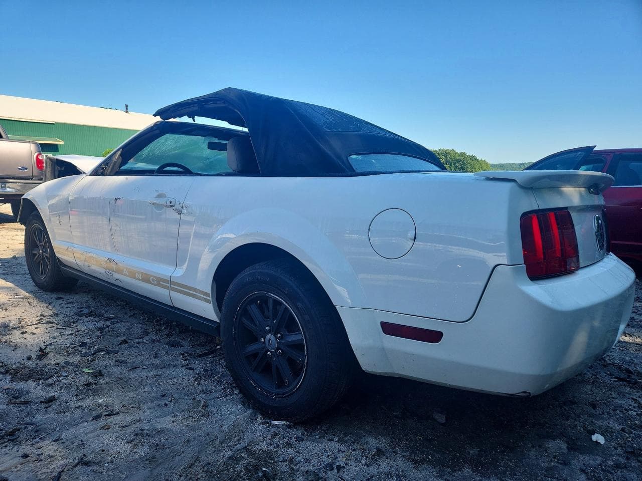 2009 Ford Mustang - foto 2
