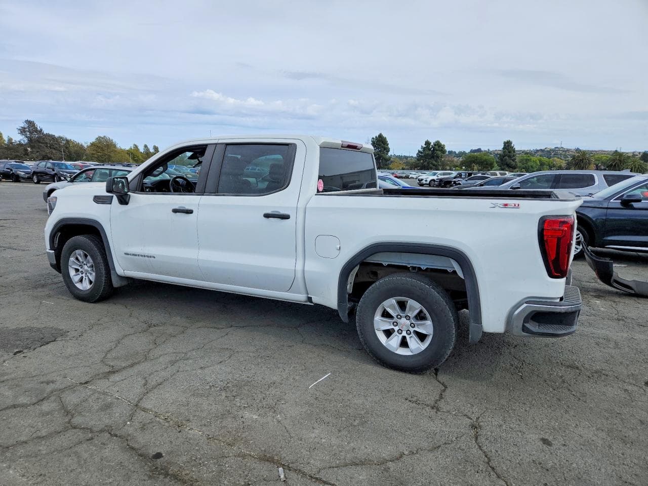 2023 GMC Sierra K1500 - foto 2