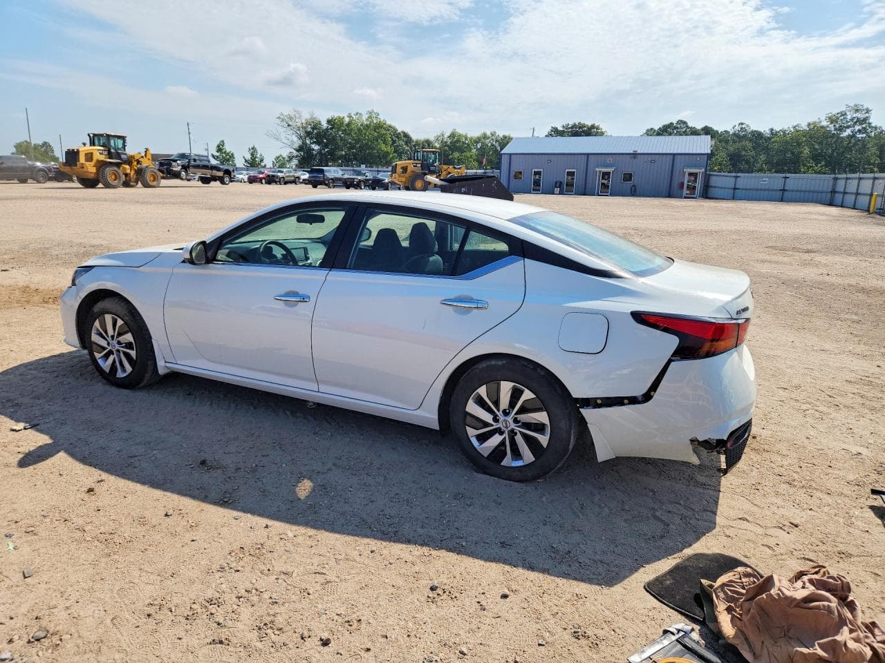 2023 Nissan Altima S - foto 2