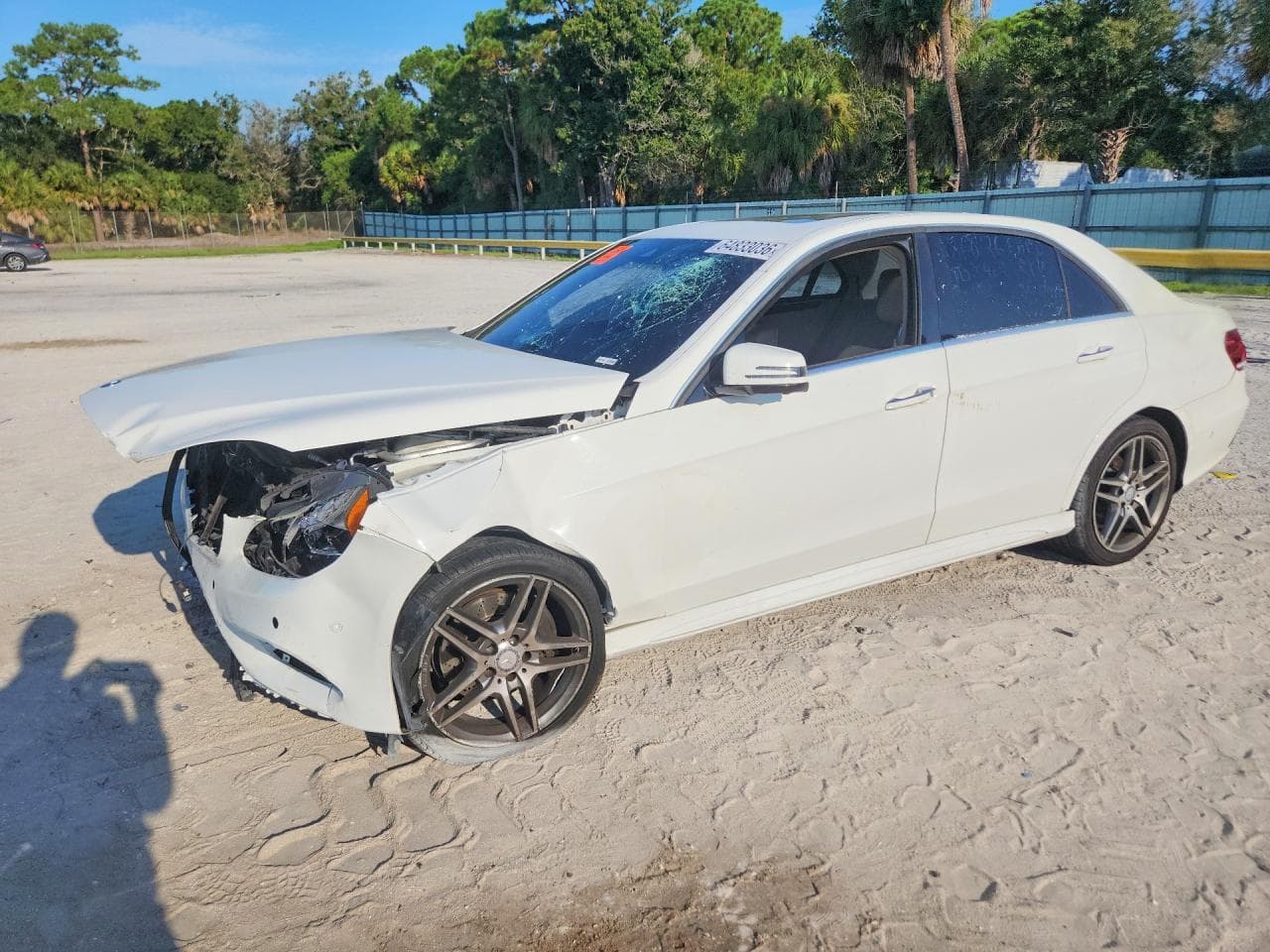 Mercedes-Benz E-klasse 2015 z USA
