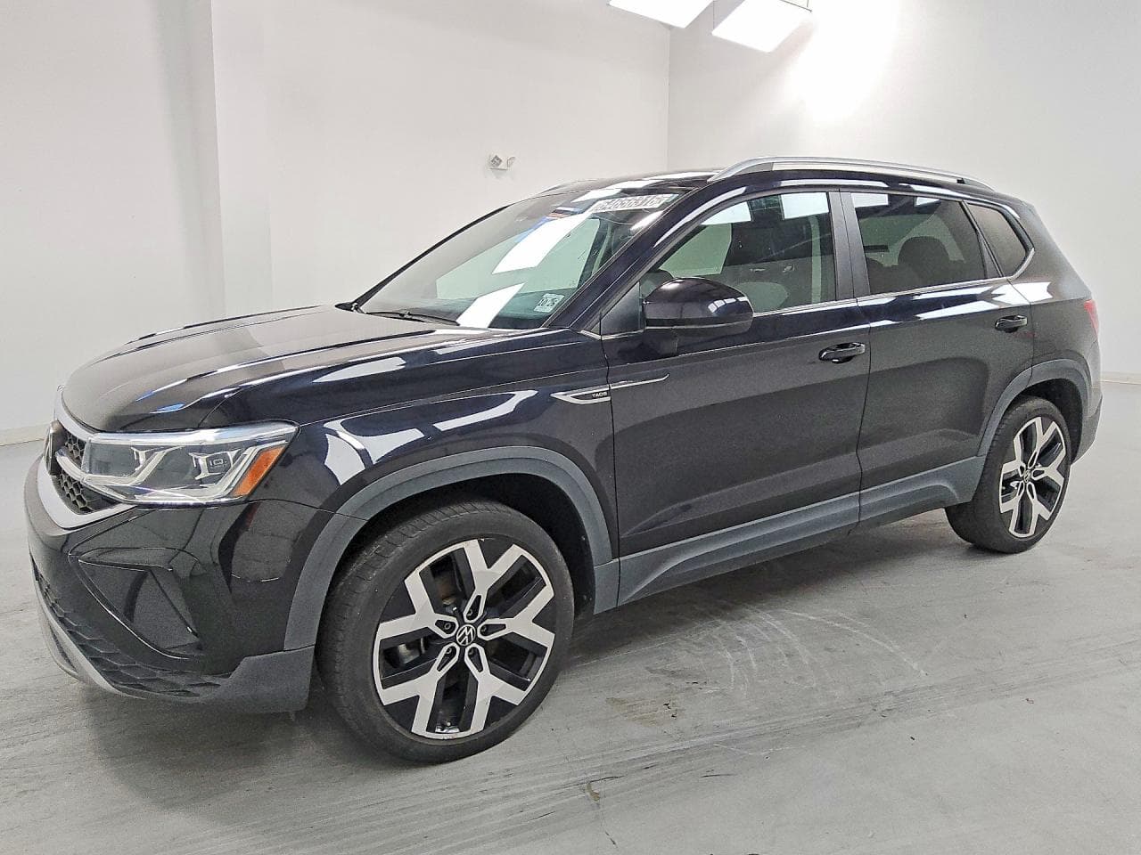 2022 Volkswagen Taos Sel