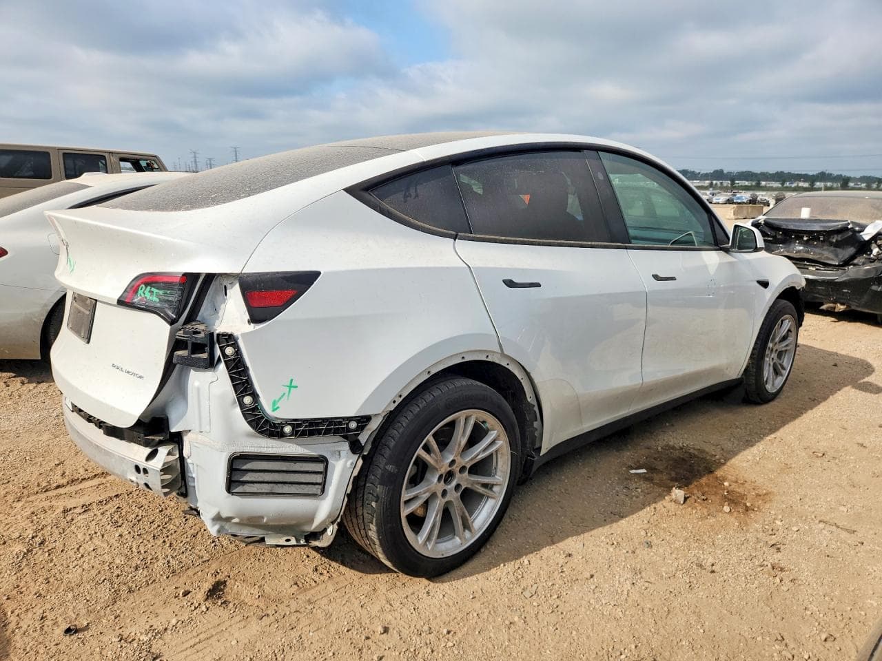 2024 Tesla Model Y - foto 3