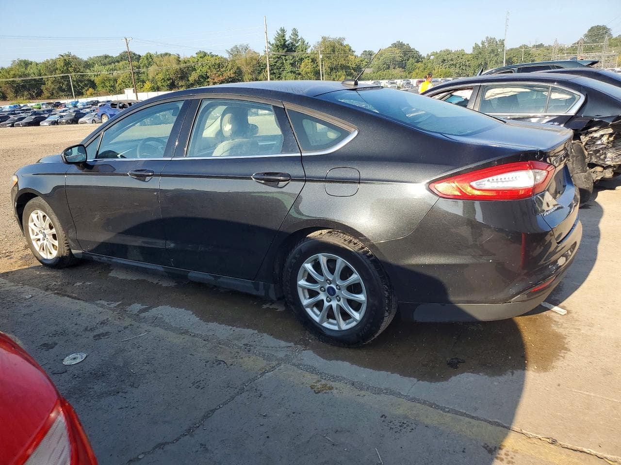 2015 Ford Fusion S - foto 2
