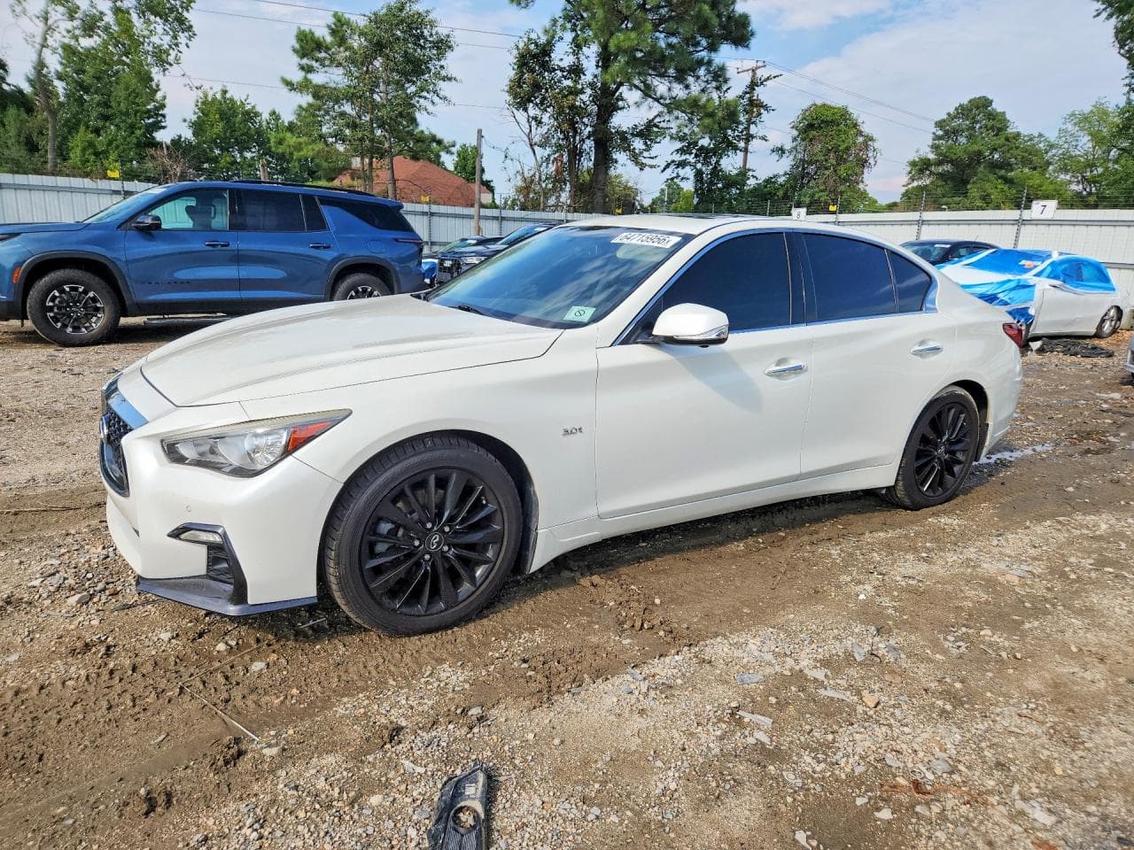 Infiniti Q50 2018 z USA