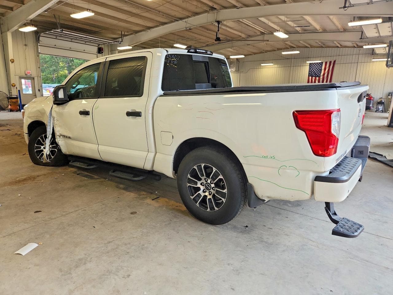 2024 Nissan Titan Sv - foto 2
