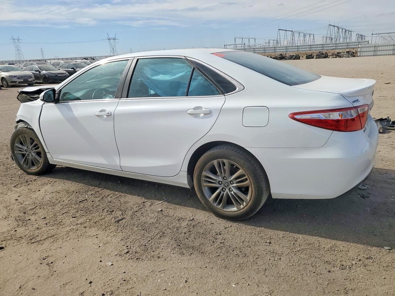 2015 Toyota Camry Se - foto 2